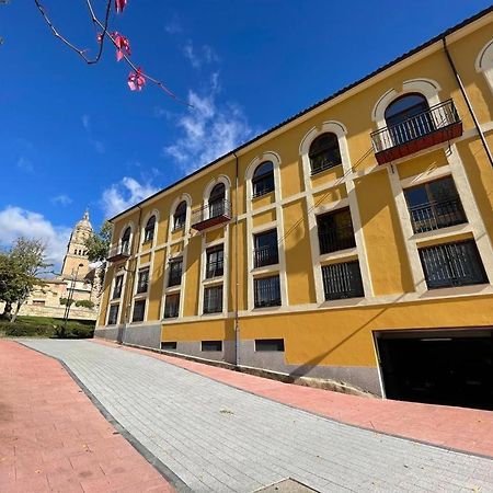 Encrucijada De Culturas Leilighet Salamanca Eksteriør bilde